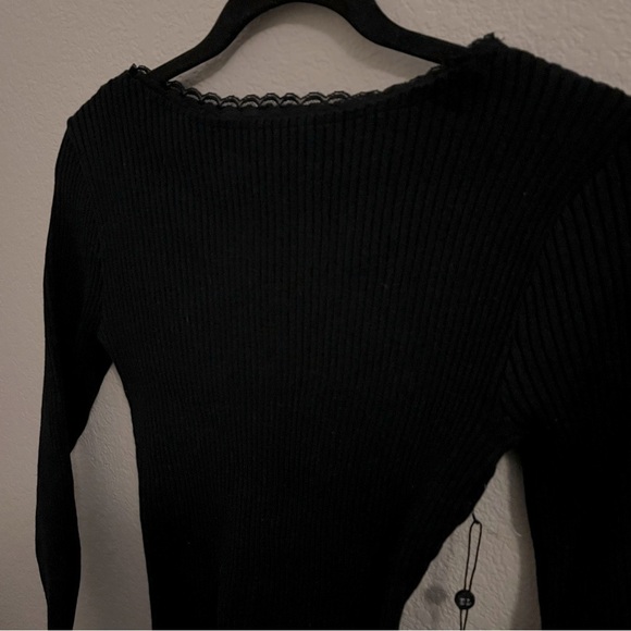 Black ribbed sweater - Picture 2 of 5